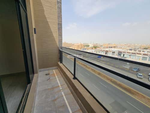 Apartment with 4 Bedrooms Al-Yarmuk, East Riyadh, Riyadh