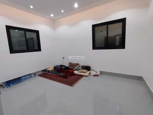 Floor with 5 Bedrooms Al-Qadisiyah, East Riyadh, Riyadh