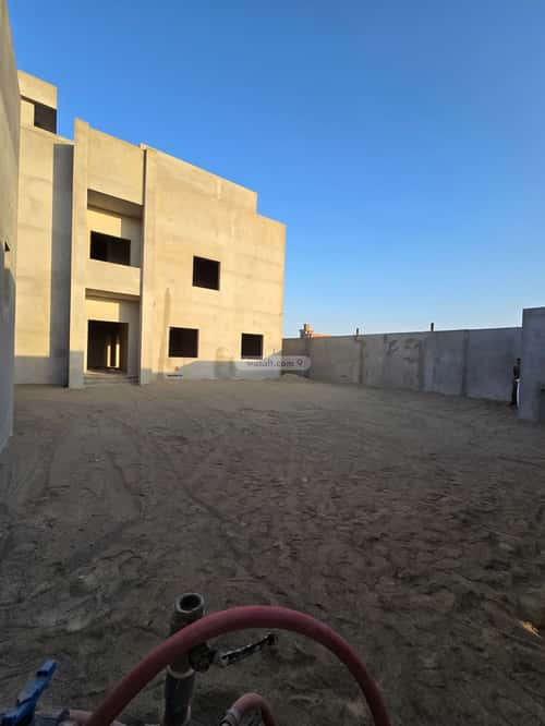 Building 900 SQM with 3 Floors Facing West Al-Buhayrat, North Jeddah, Jeddah