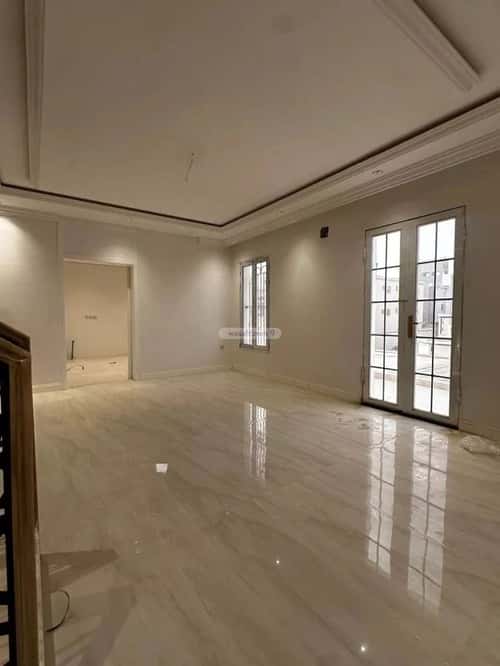 Floor 750 SQM with 5 Bedrooms Twaeeq, West Riyadh, Riyadh