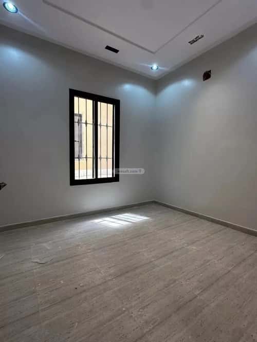 Floor 268 SQM with 5 Bedrooms Twaeeq, West Riyadh, Riyadh