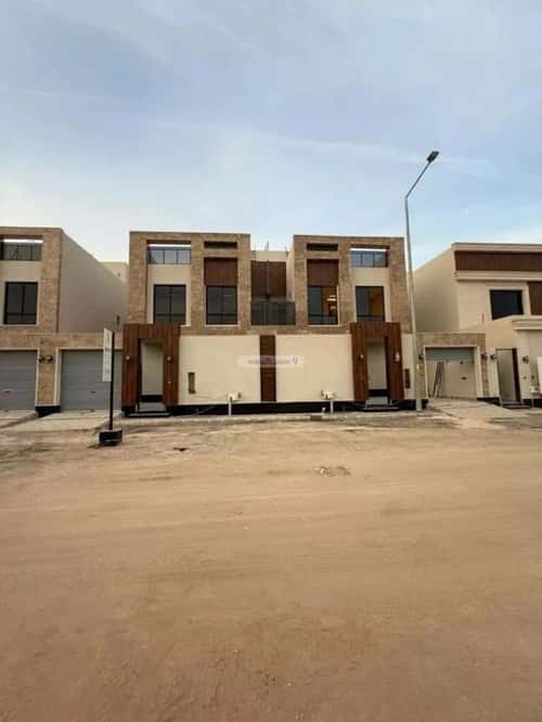 Villa 316 SQM Facing West on 20m Width Street Al-Muanisiyah, East Riyadh, Riyadh