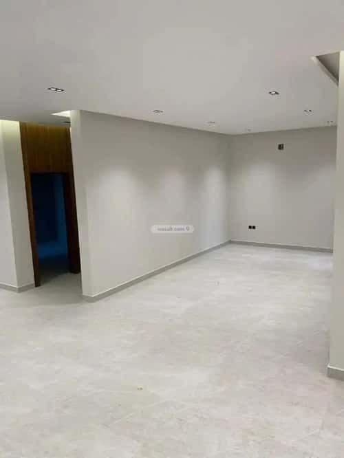 Villa 256 SQM Facing West on 18m Width Street Al-Muanisiyah, East Riyadh, Riyadh