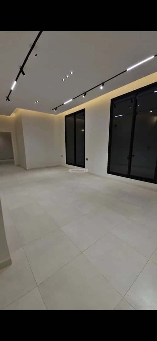 Apartment 360 SQM with 3 Bedrooms Al-Janadriyah, East Riyadh, Riyadh