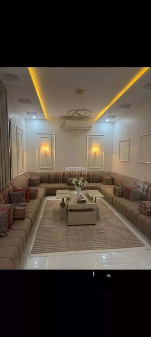 فيلا 375 متر مربع شمالية على شارع 15م عكاظ، جنوب الرياض، الرياض