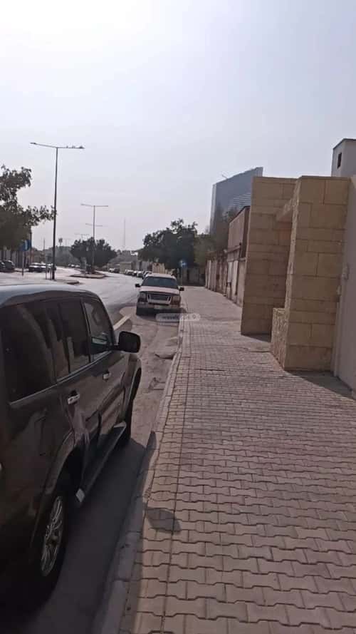 فيلا 930 متر مربع واجهة جنوبية ب 20 غرف المربع، وسط الرياض، الرياض