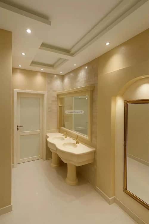Villa 500 SQM Facing West on 20m Width Street Ishbiliyah, East Riyadh, Riyadh