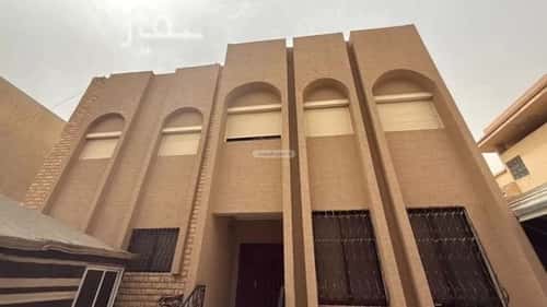 فيلا 695 متر مربع جنوبية على شارع 10م الملك فهد، شمال الرياض، الرياض