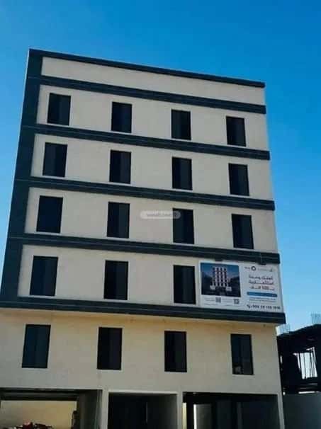 Building 1171 SQM Facing North Wadi Muzahim, Madinah