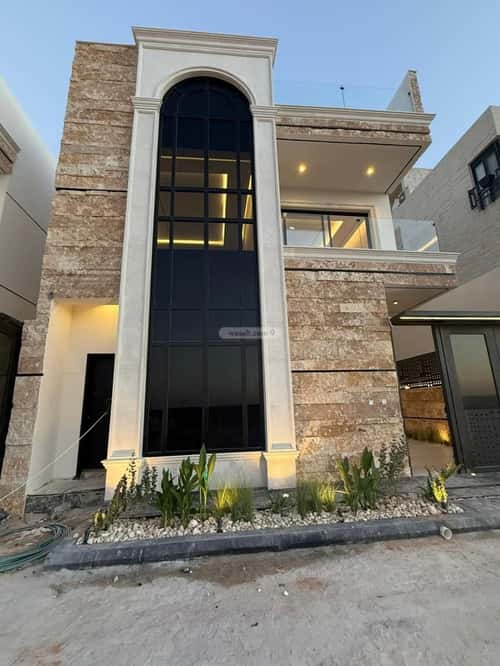 Villa 644 SQM Facing East on 25m Width Street Al-Mahdiyah, West Riyadh, Riyadh