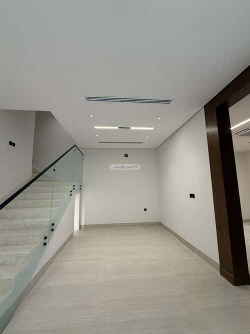 Villa 400 SQM Facing East on 20m Width Street Al-Mahdiyah, West Riyadh, Riyadh