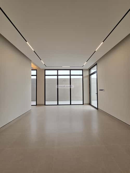 Villa 312 SQM Facing West on 18m Width Street Ar-Rimal, East Riyadh, Riyadh