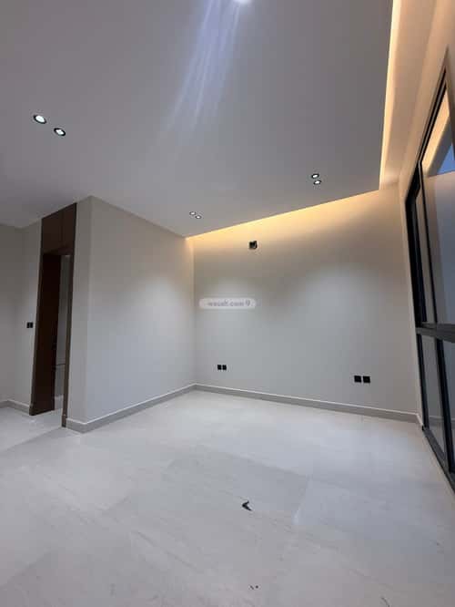 Villa 348 SQM Facing South on 25m Width Street Al-Mahdiyah, West Riyadh, Riyadh