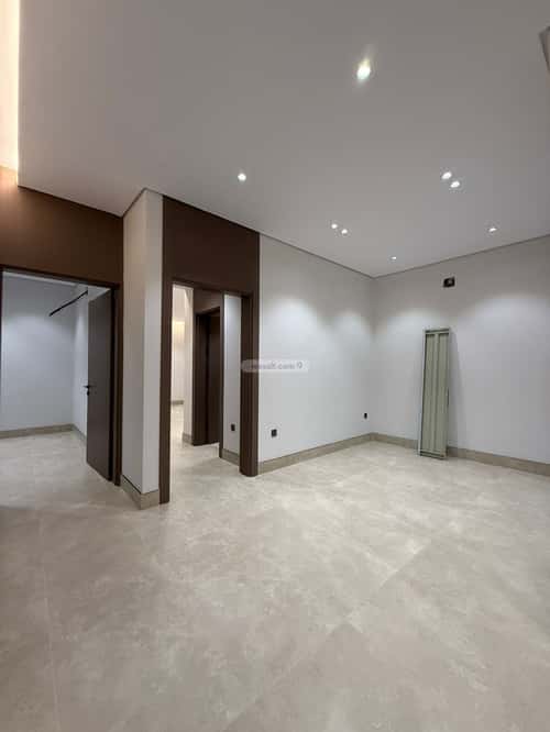 Villa 348 SQM Facing South on 25m Width Street Al-Mahdiyah, West Riyadh, Riyadh