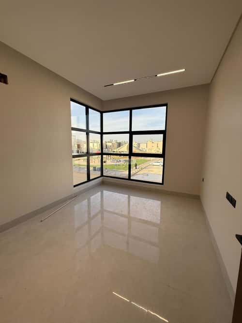 Villa 348 SQM Facing South on 25m Width Street Al-Mahdiyah, West Riyadh, Riyadh