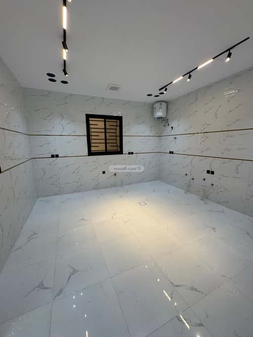 Floor with 6 Bedrooms The Diriyah, Khamis Mushait