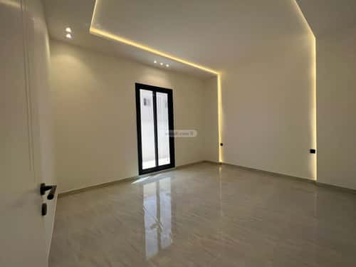 Villa 308 SQM with 1 Apartment Facing West Al-Maizaliyah, East Riyadh, Riyadh