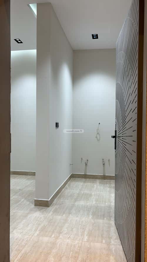 Floor with 4 Bedrooms Al- Nadwah, East Riyadh, Riyadh