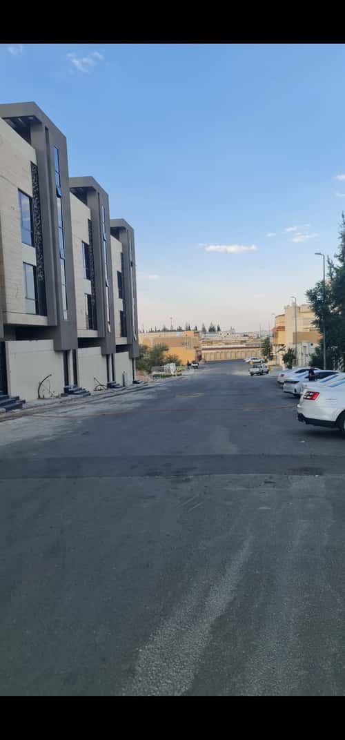 Apartment 231 SQM with 5 Bedrooms Al Jameayeen, Khamis Mushait