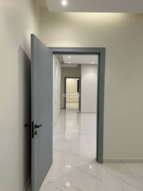 Floor 155 SQM with 5 Bedrooms Okaz, South Riyadh, Riyadh
