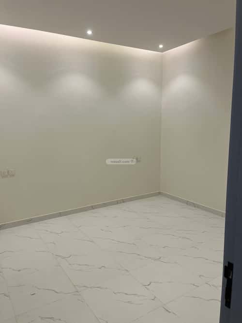 Floor 155 SQM with 5 Bedrooms Okaz, South Riyadh, Riyadh