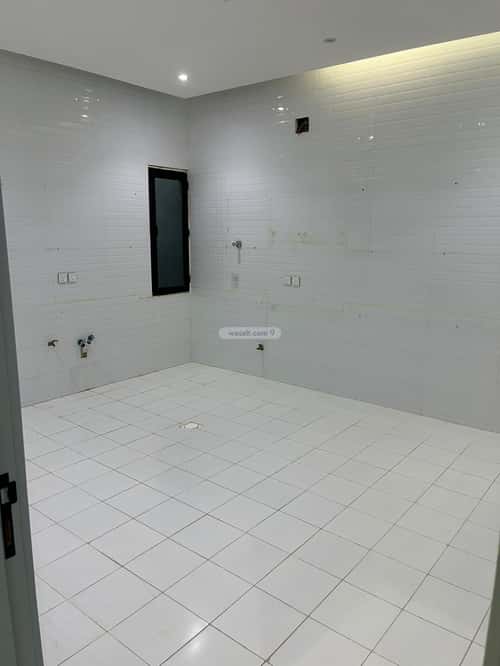 Floor 155 SQM with 5 Bedrooms Okaz, South Riyadh, Riyadh