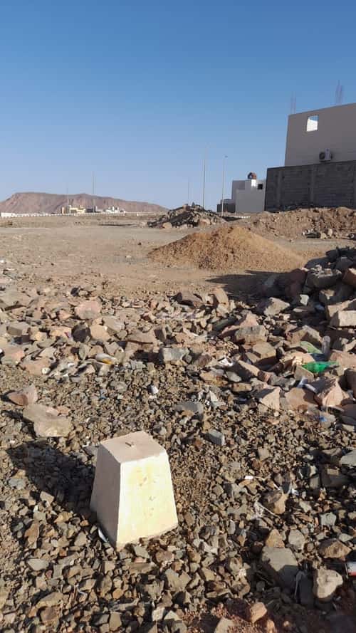 Land 638 SQM Facing North on 30m Width Street Tiyyah, Madinah