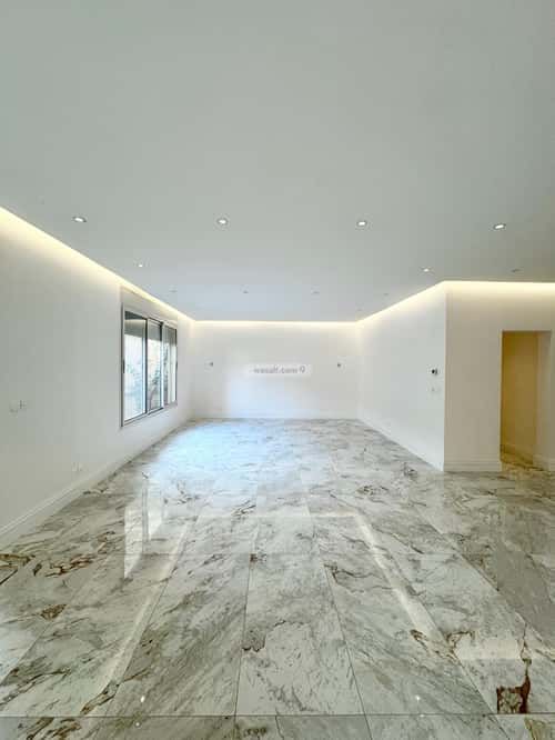 Villa 424 SQM Facing South on 30m Width Street Al Mohammadeyyah, North Jeddah, Jeddah