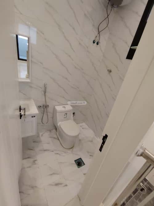Floor 205 SQM with 3 Bedrooms Al-Janadriyah, East Riyadh, Riyadh