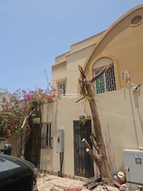Villa 200 SQM Facing South on 16m Width Street Al Sheraa, North Jeddah, Jeddah
