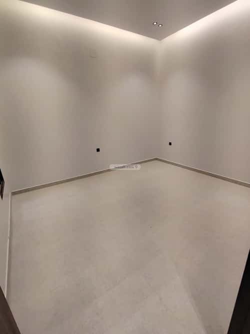 Floor 200 SQM with 4 Bedrooms Al-Janadriyah, East Riyadh, Riyadh
