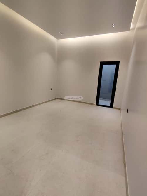 Floor 200 SQM with 4 Bedrooms Al-Janadriyah, East Riyadh, Riyadh