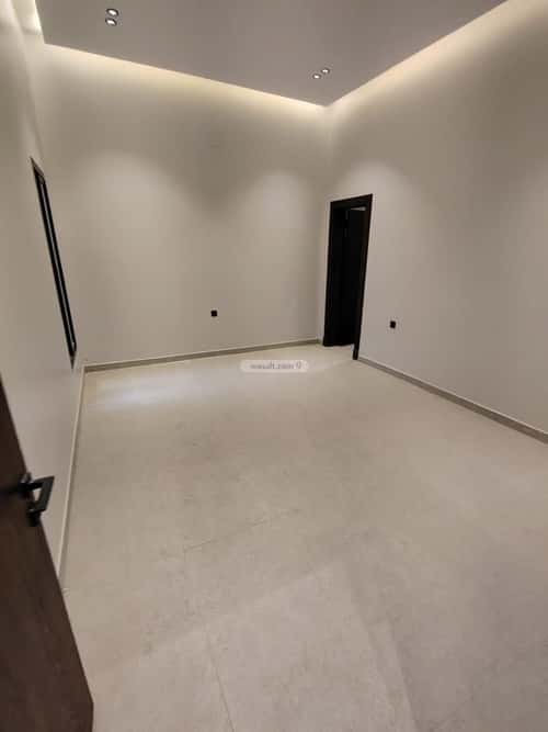Floor 200 SQM with 4 Bedrooms Al-Janadriyah, East Riyadh, Riyadh