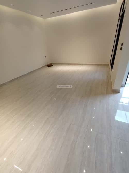 Villa 267 SQM Facing South on 15m Width Street Ar-Rimal, East Riyadh, Riyadh