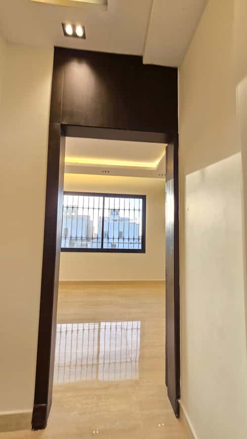 Floor 240 SQM with 8 Bedrooms Dirab, West Riyadh, Riyadh