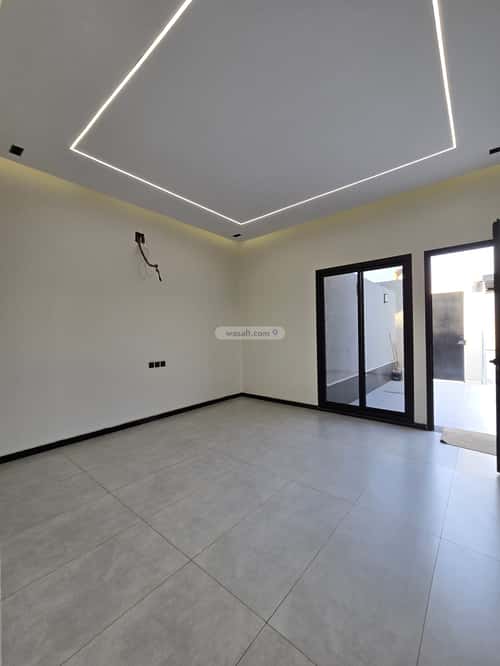 Villa 274 SQM Facing South on 20m Width Street Al-Janadriyah, East Riyadh, Riyadh