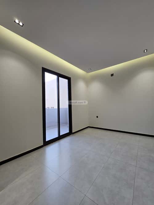 Floor 165 SQM with 3 Bedrooms Al-Janadriyah, East Riyadh, Riyadh