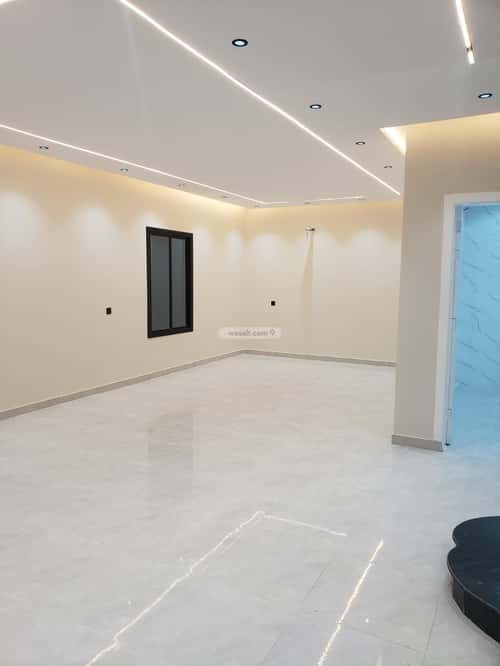 Villa 318 SQM Facing South on 12m Width Street Rayyadh, Alttayif