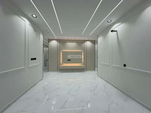 Floor 450 SQM with 6 Bedrooms The Housing District, Alttayif