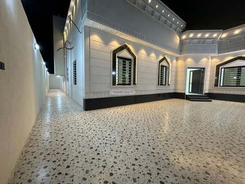 Floor 450 SQM with 6 Bedrooms The Housing District, Alttayif