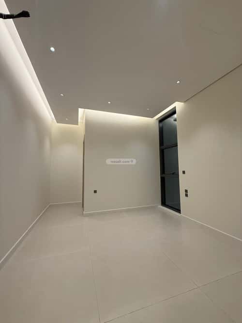Villa 644 SQM Facing East on 25m Width Street Al-Mahdiyah, West Riyadh, Riyadh