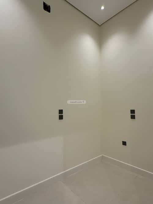 Villa 644 SQM Facing East on 25m Width Street Al-Mahdiyah, West Riyadh, Riyadh