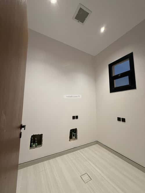 Villa 400 SQM Facing East on 20m Width Street Al-Mahdiyah, West Riyadh, Riyadh