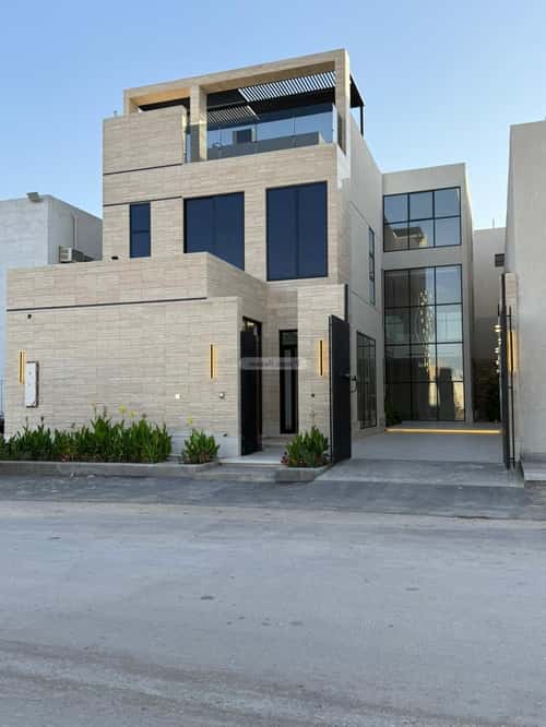 Villa 644 SQM Facing East on 25m Width Street Al-Mahdiyah, West Riyadh, Riyadh