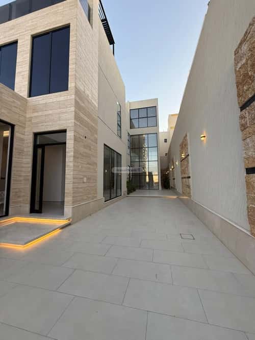 Villa 644 SQM Facing East on 25m Width Street Al-Mahdiyah, West Riyadh, Riyadh