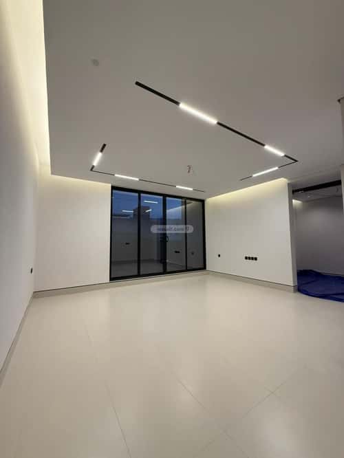Villa 644 SQM Facing East on 25m Width Street Al-Mahdiyah, West Riyadh, Riyadh