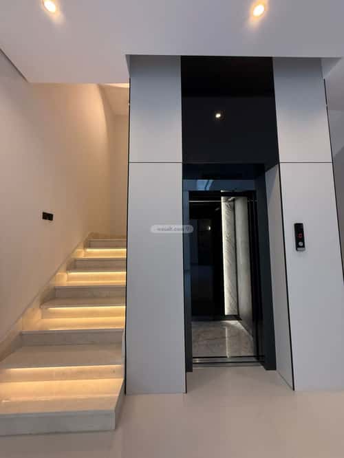 Villa 644 SQM Facing East on 25m Width Street Al-Mahdiyah, West Riyadh, Riyadh