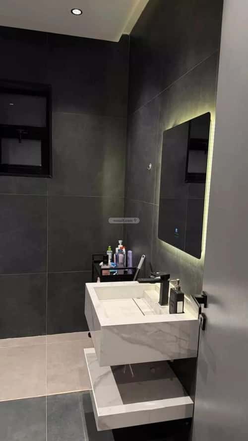 Apartment 806 SQM with 4 Bedrooms Al-Yasmeen, North Riyadh, Riyadh