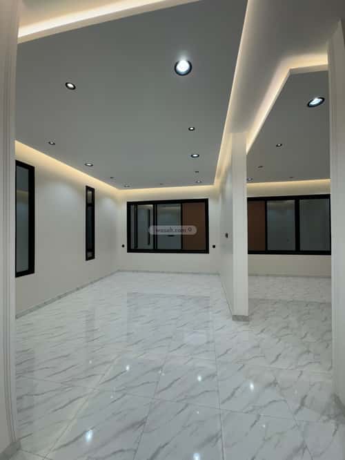 Villa 300 SQM Facing South on 15m Width Street North Of Solidarity, Khamis Mushait