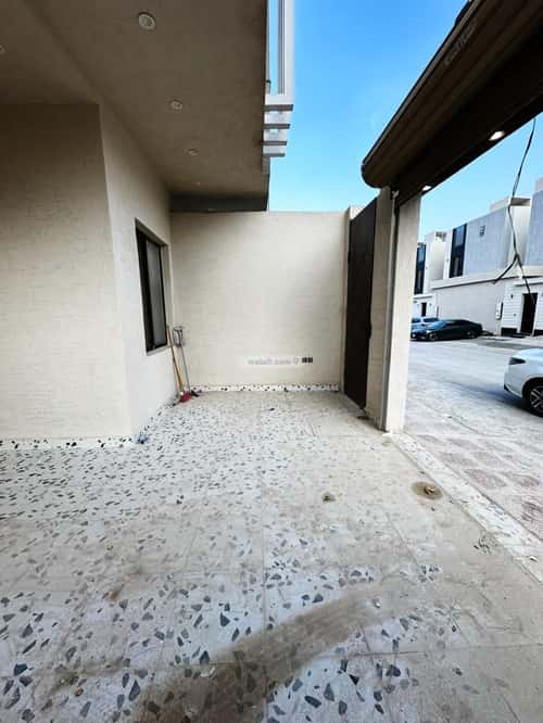 Floor 173 SQM with 3 Bedrooms Bader, South Riyadh, Riyadh